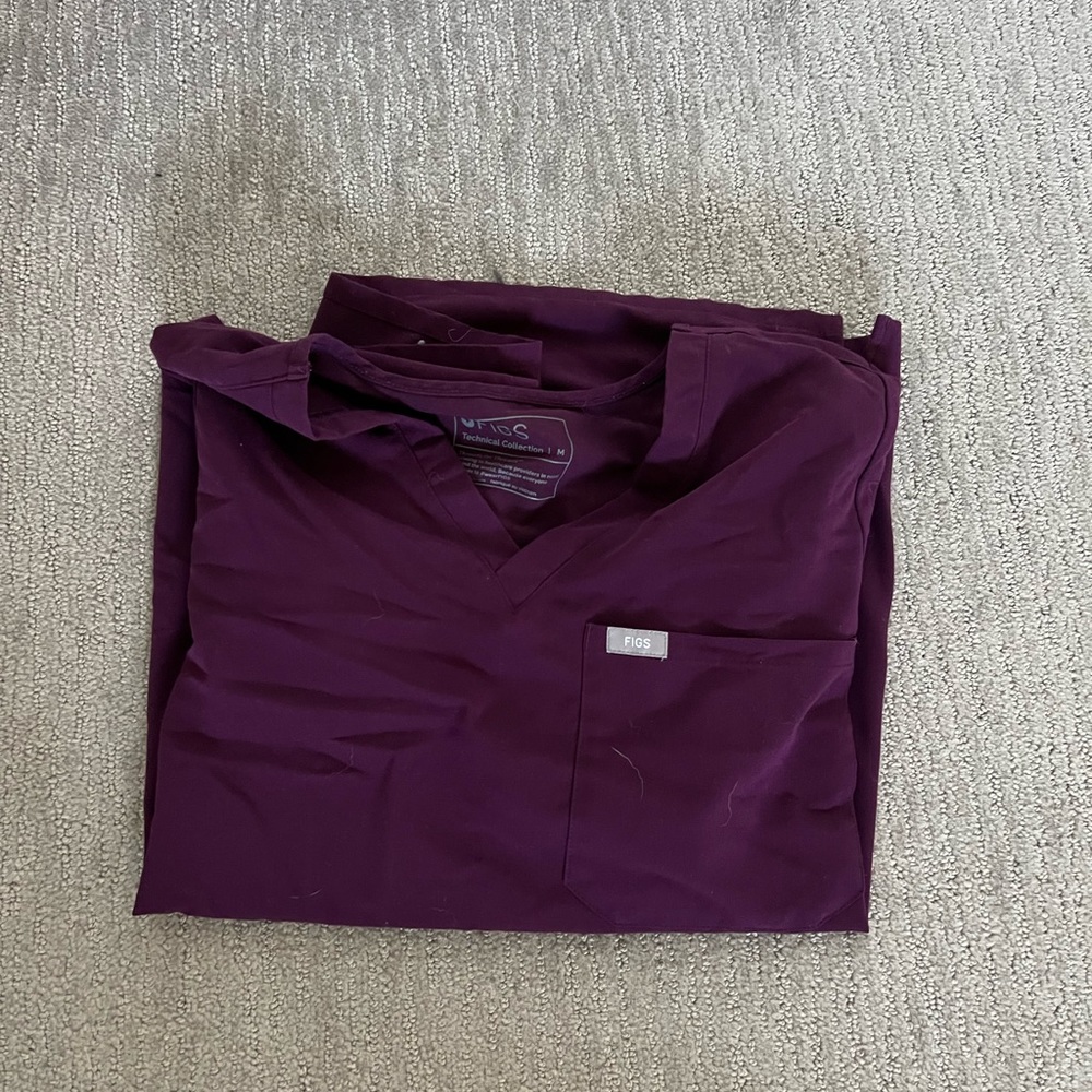 FIGS Catarina Scrub Top